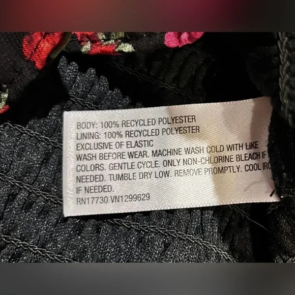 Art Class Women’s Cropped Black and Pink Floral Blouse with Sheer Sleeves - Picture 4 of 7